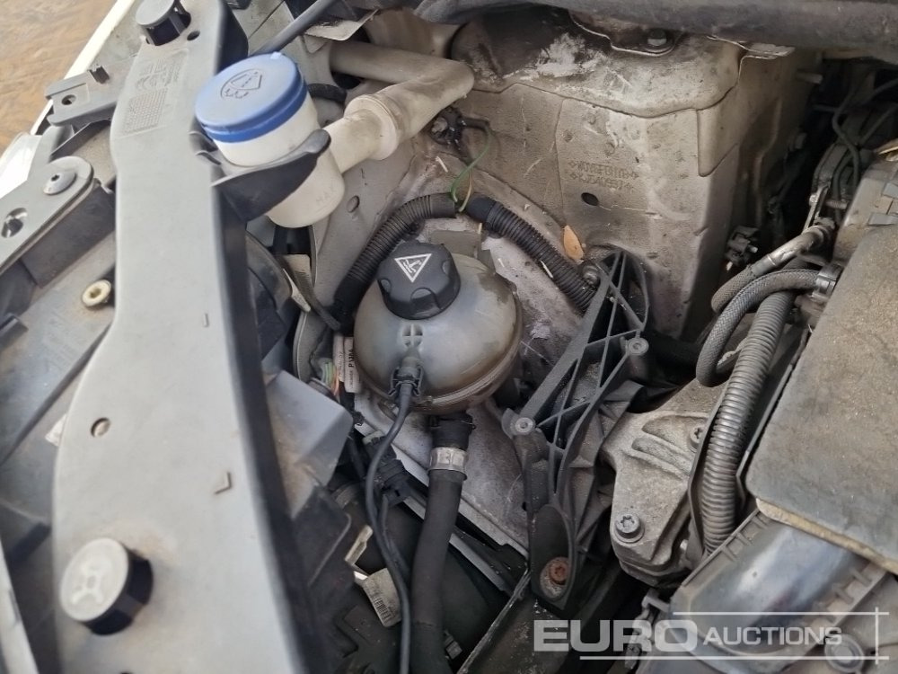 Autoutilitară 2019 Vauxhall Combo: Foto 17