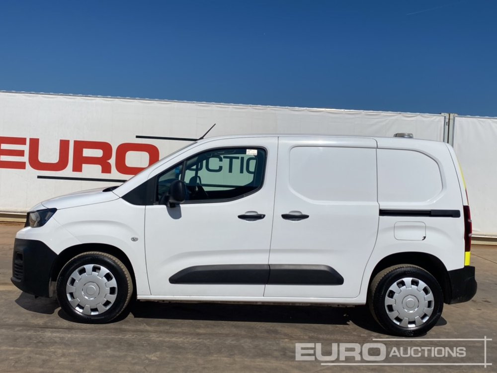 2020 Peugeot Partner - Autoutilitară: Foto 2 2020 Peugeot Partner - Autoutilitară: Foto 2