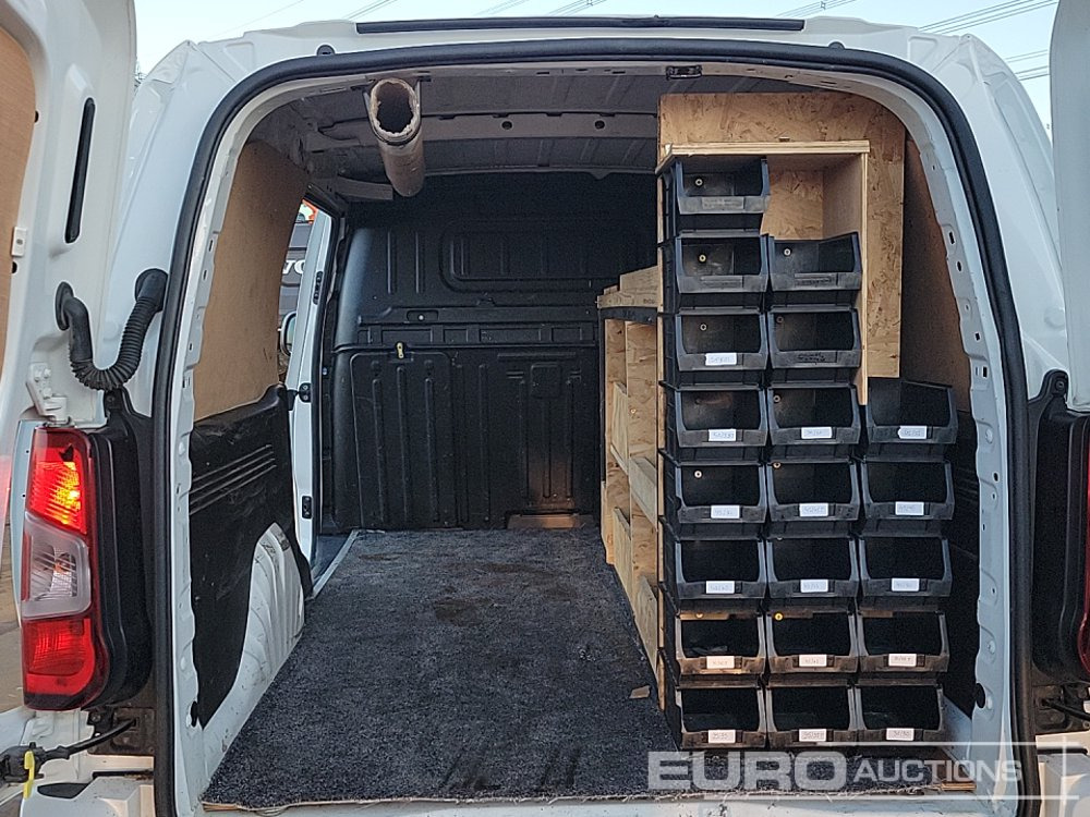 Autoutilitară 2020 Vauxhall Combo: Foto 13 Autoutilitară 2020 Vauxhall Combo: Foto 13