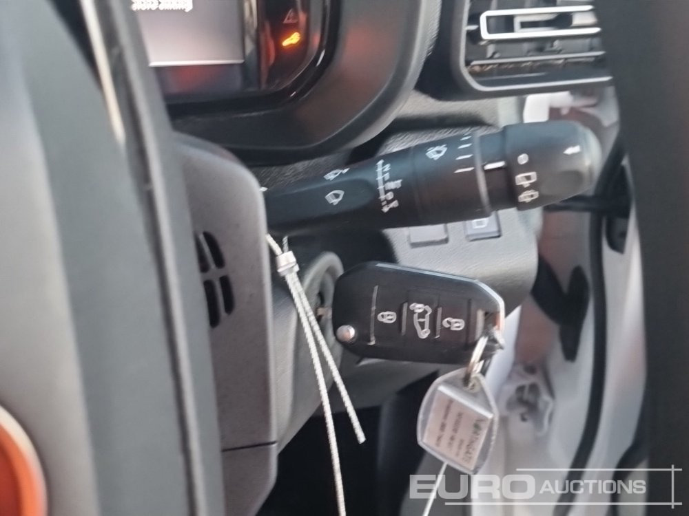 Autoutilitară 2024 Vauxhall Combo: Foto 27