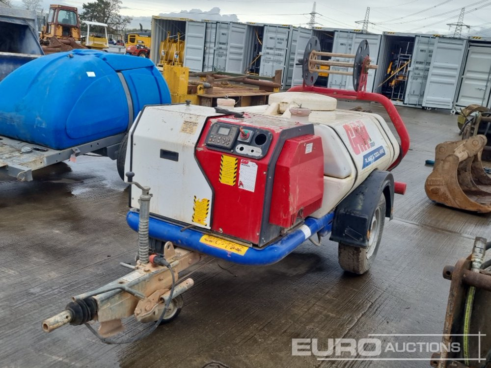 Brendon Powerwashers Single Axle Plastic Water Bowser, Kubota Pressure Washer - Aparat de spălat cu presiune: Foto 1 Brendon Powerwashers Single Axle Plastic Water Bowser, Kubota Pressure Washer - Aparat de spălat cu presiune: Foto 1
