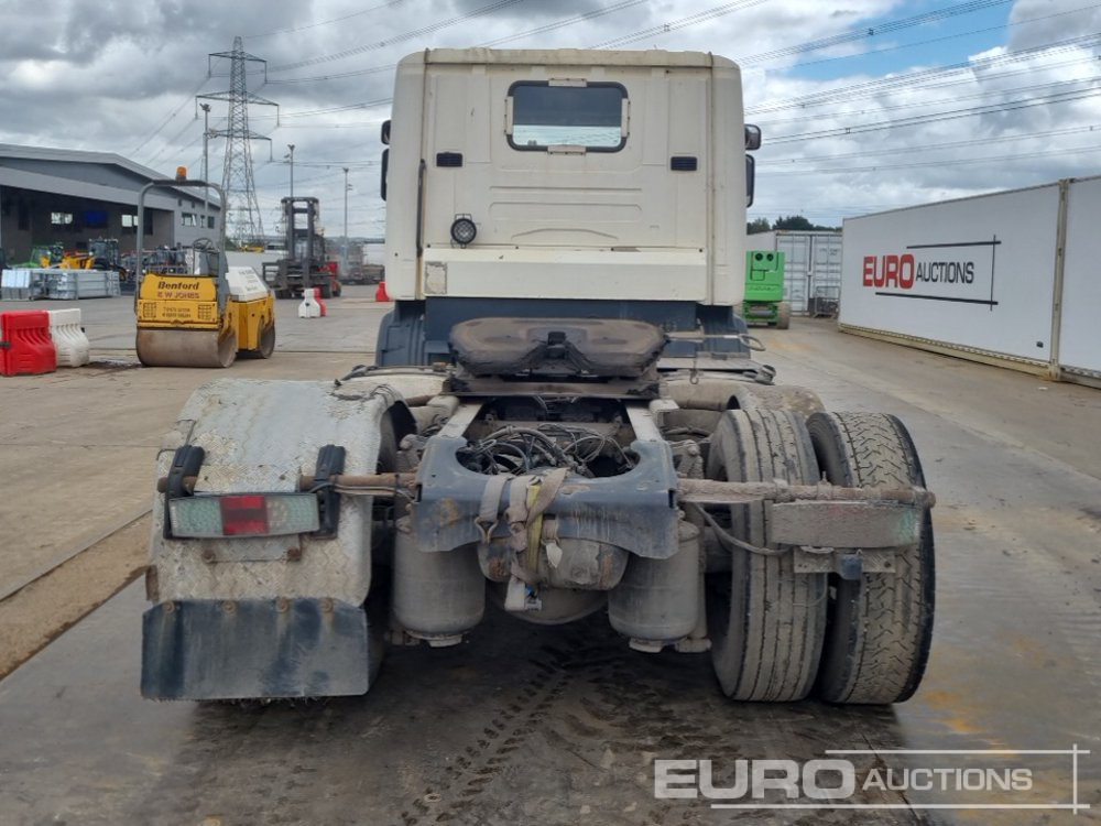 Scania P400 - Cap tractor: Foto 4 Scania P400 - Cap tractor: Foto 4