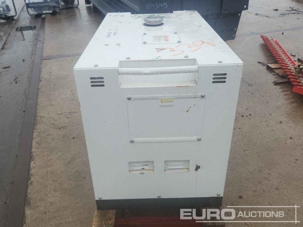 Compal Power VG-R110 - Generator electric: Foto 4 Compal Power VG-R110 - Generator electric: Foto 4