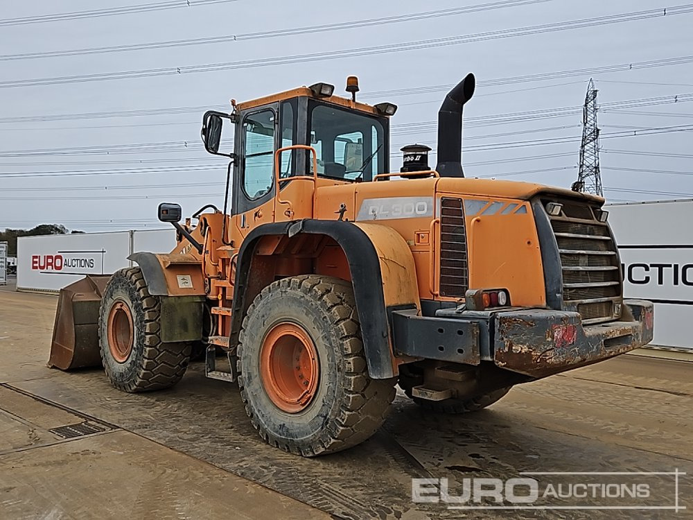 Doosan DL300 - Încărcător frontal pe pneuri: Foto 3 Doosan DL300 - Încărcător frontal pe pneuri: Foto 3
