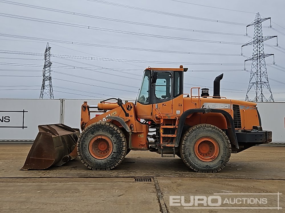 Doosan DL300 - Încărcător frontal pe pneuri: Foto 2 Doosan DL300 - Încărcător frontal pe pneuri: Foto 2