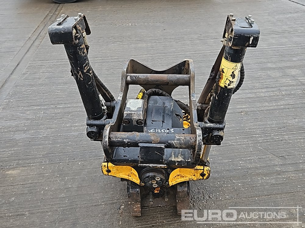 Engcon Hydraulic Tilt Rotator S60 Hitch to suit 12-20 Ton Excavator - Cuplare rapidă: Foto 4 Engcon Hydraulic Tilt Rotator S60 Hitch to suit 12-20 Ton Excavator - Cuplare rapidă: Foto 4