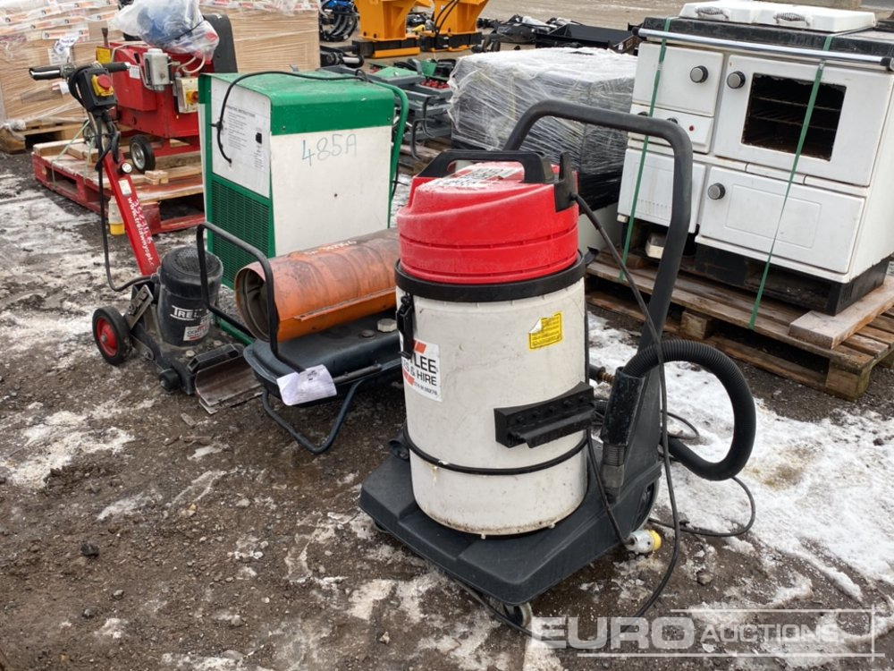 Fireball Space Heater, Industral Vacuum, Ebac Dehumidifier, Floor Scraper (4 of) - Echipament industrial de climatizare: Foto 2 Fireball Space Heater, Industral Vacuum, Ebac Dehumidifier, Floor Scraper (4 of) - Echipament industrial de climatizare: Foto 2