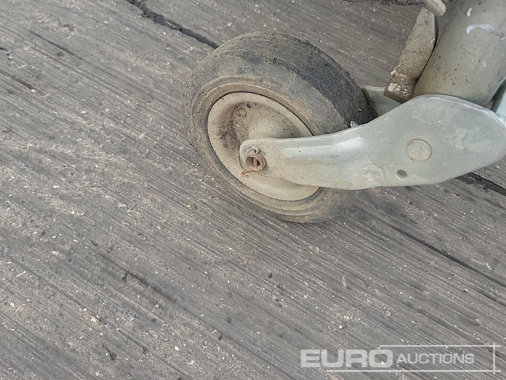 Turnul de iluminat Generac VB9: Foto 9 Turnul de iluminat Generac VB9: Foto 9