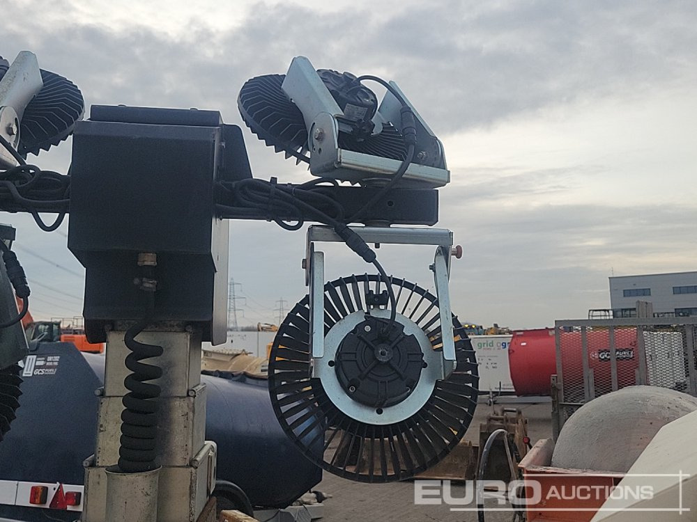 Turnul de iluminat Generac VB9: Foto 24 Turnul de iluminat Generac VB9: Foto 24