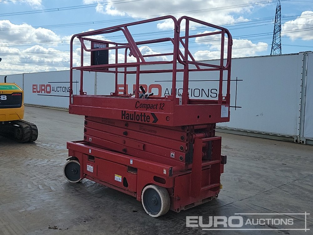 Haulotte Compact 12 - Autopropulsată platformă: Foto 3 Haulotte Compact 12 - Autopropulsată platformă: Foto 3