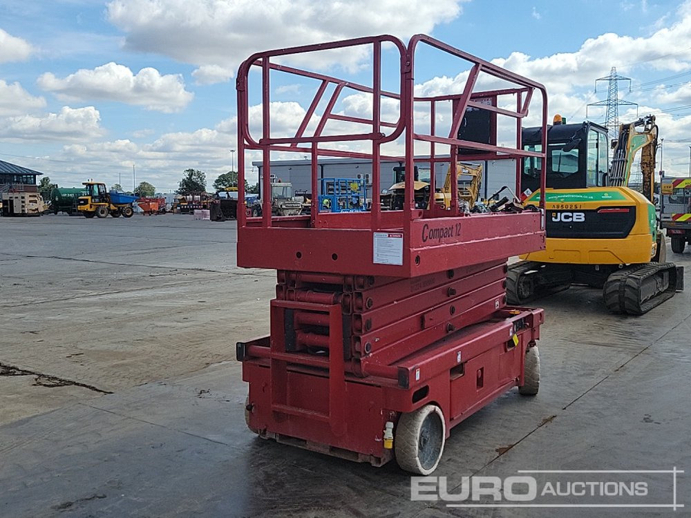 Haulotte Compact 12 - Autopropulsată platformă: Foto 5 Haulotte Compact 12 - Autopropulsată platformă: Foto 5