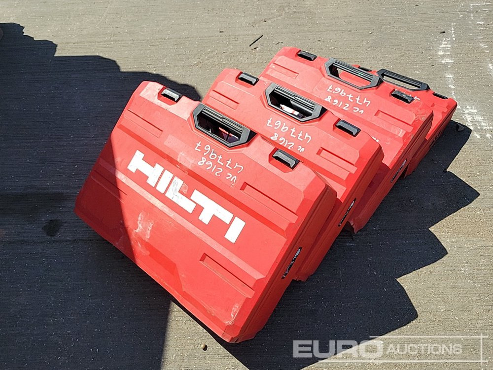 Hilti TE70-ATC/AVR 110Volt Hammer Drill, TE500-AVR 110Volt Hammer Drill (2 of), SID4-A22 Battery Impact Wrench, Charger, 21.6Volt Battery (2 of) - Echipamente de constructii: Foto 1 Hilti TE70-ATC/AVR 110Volt Hammer Drill, TE500-AVR 110Volt Hammer Drill (2 of), SID4-A22 Battery Impact Wrench, Charger, 21.6Volt Battery (2 of) - Echipamente de constructii: Foto 1
