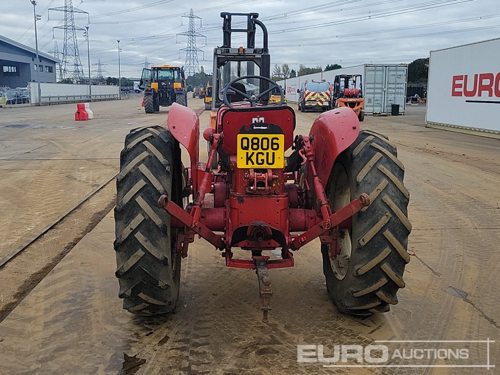 International B414 - Tractor agricol: Foto 4 International B414 - Tractor agricol: Foto 4