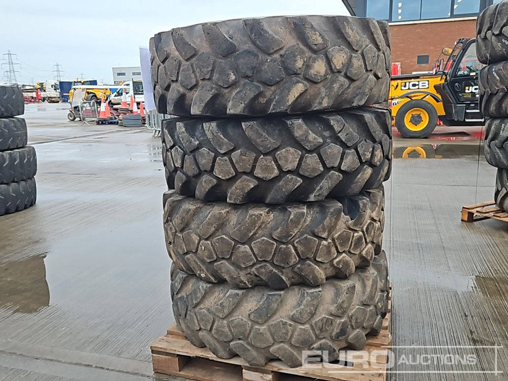 JCB 15.5-25 Tyre (4 of) - Anvelopă: Foto 2 JCB 15.5-25 Tyre (4 of) - Anvelopă: Foto 2