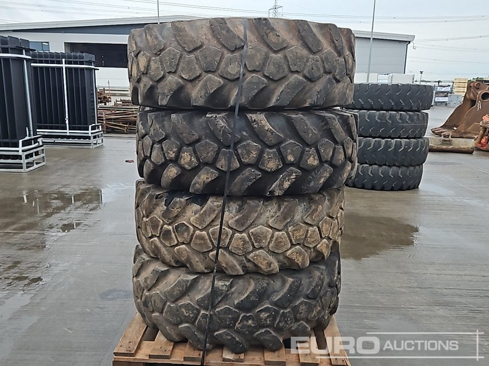 JCB 15.5-25 Tyre (4 of) - Anvelopă: Foto 3 JCB 15.5-25 Tyre (4 of) - Anvelopă: Foto 3