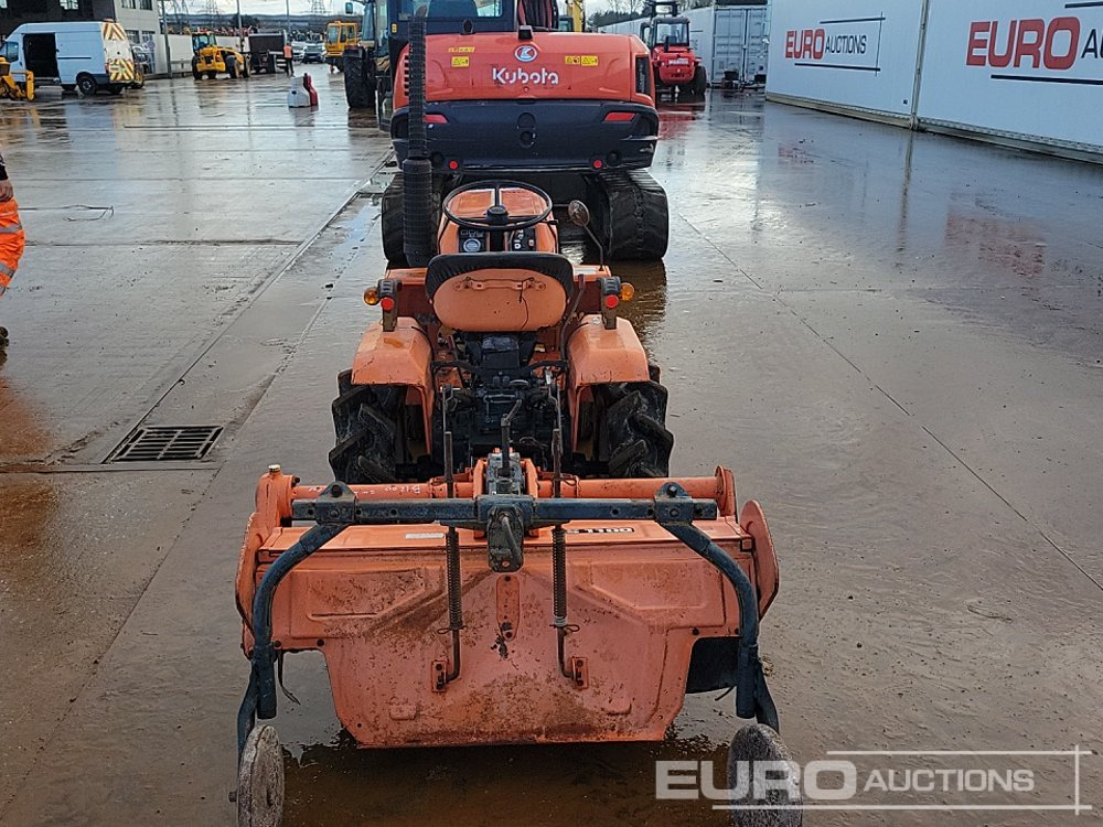 Kubota B1200 - Tractor mic: Foto 4 Kubota B1200 - Tractor mic: Foto 4
