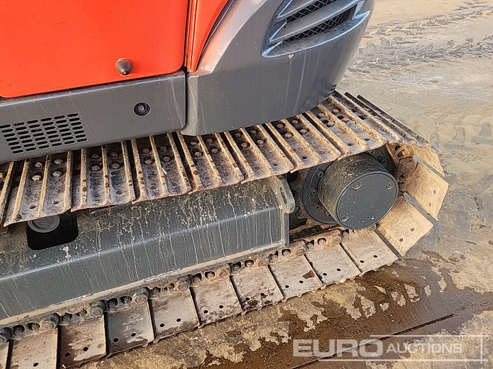 Mini excavator Kubota KX185-3: Foto 10