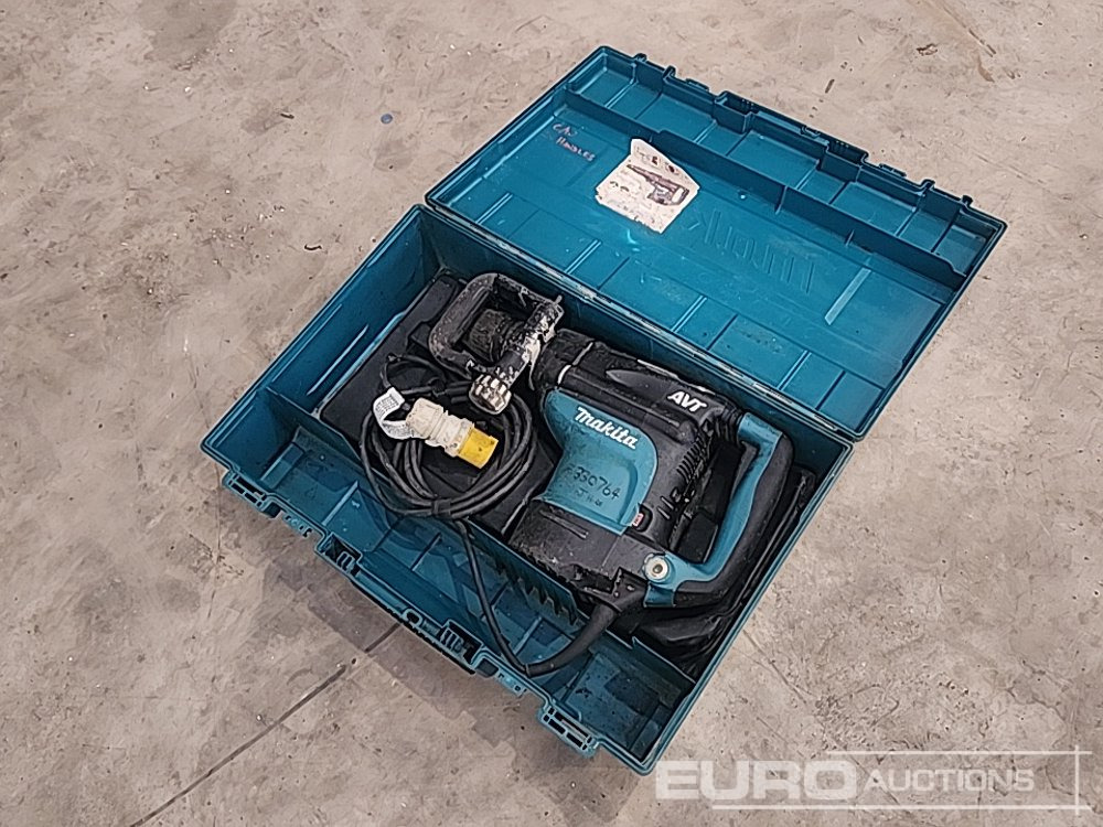 Makita HR4511C 110 Volt Breaker - Echipamente de constructii: Foto 1 Makita HR4511C 110 Volt Breaker - Echipamente de constructii: Foto 1