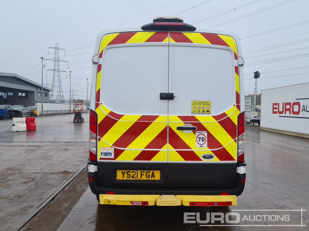 2021 Ford Transit 350 - Maşina comunala: Foto 4 2021 Ford Transit 350 - Maşina comunala: Foto 4