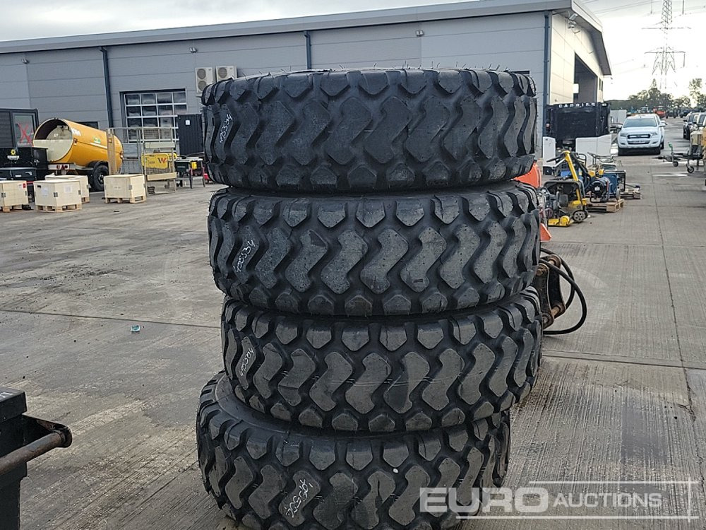 Michelin 15.5 R25 XHA Tyre & Rim (4 of) - Anvelopă: Foto 4 Michelin 15.5 R25 XHA Tyre & Rim (4 of) - Anvelopă: Foto 4