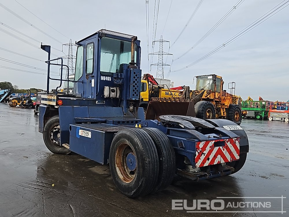 Mol YM220 - Tractor terminal: Foto 3 Mol YM220 - Tractor terminal: Foto 3