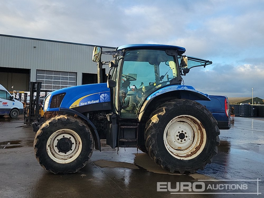 New Holland TS100A - Tractor agricol: Foto 2 New Holland TS100A - Tractor agricol: Foto 2