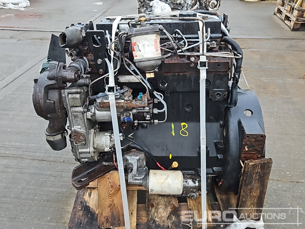 Perkins 4 Cylinder Engine - Motor: Foto 4 Perkins 4 Cylinder Engine - Motor: Foto 4