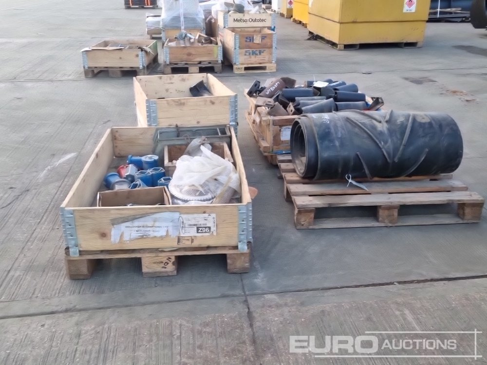 Stillage of Rollers (3 of), Roll of Conveyor Belt - Piesă de schimb: Foto 2 Stillage of Rollers (3 of), Roll of Conveyor Belt - Piesă de schimb: Foto 2