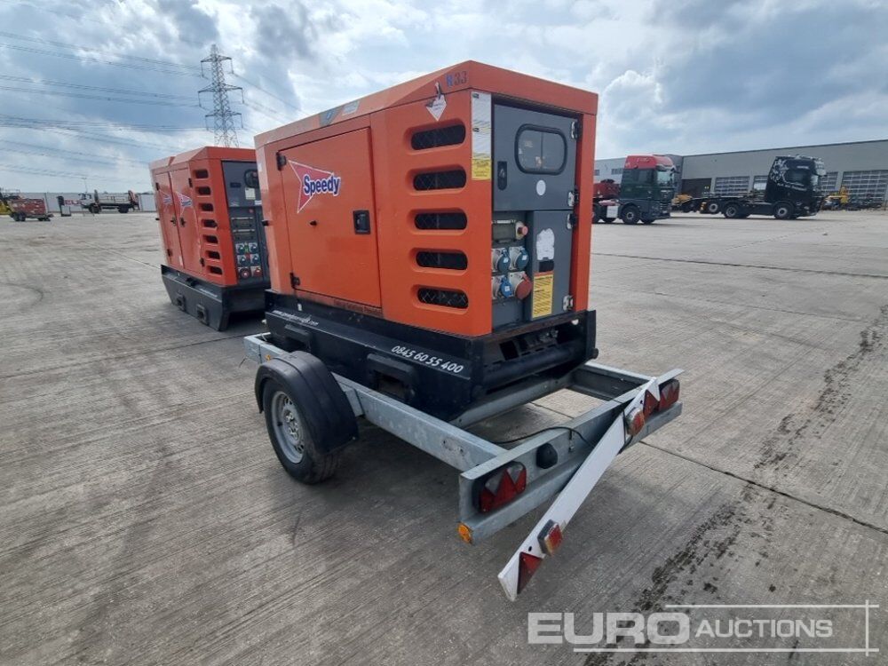 SDMO R33 - Generator electric: Foto 3 SDMO R33 - Generator electric: Foto 3