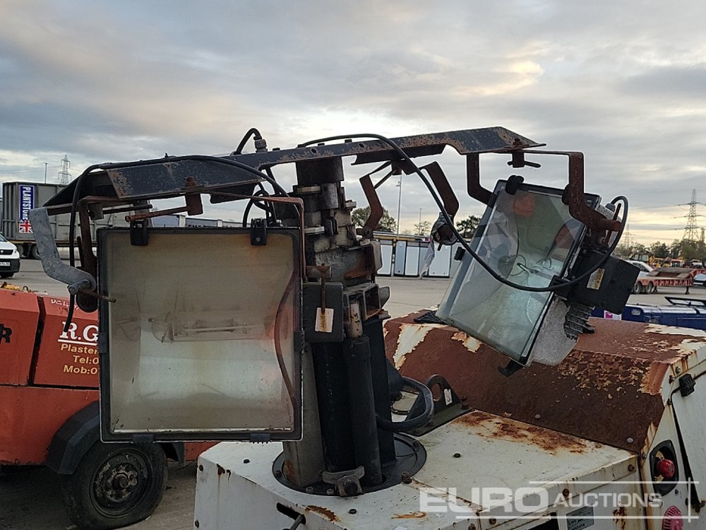 Turnul de iluminat SMC TL90: Foto 14 Turnul de iluminat SMC TL90: Foto 14