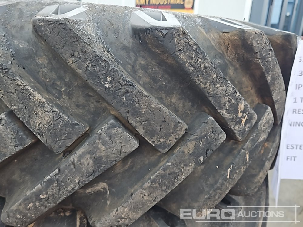 Starco 295/80-15.2 Tyre (4 of) - Anvelopă: Foto 5 Starco 295/80-15.2 Tyre (4 of) - Anvelopă: Foto 5