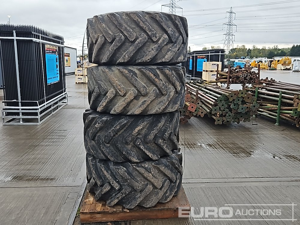 Starco 405/70-20 Tyre (4 of) - Anvelopă: Foto 3 Starco 405/70-20 Tyre (4 of) - Anvelopă: Foto 3