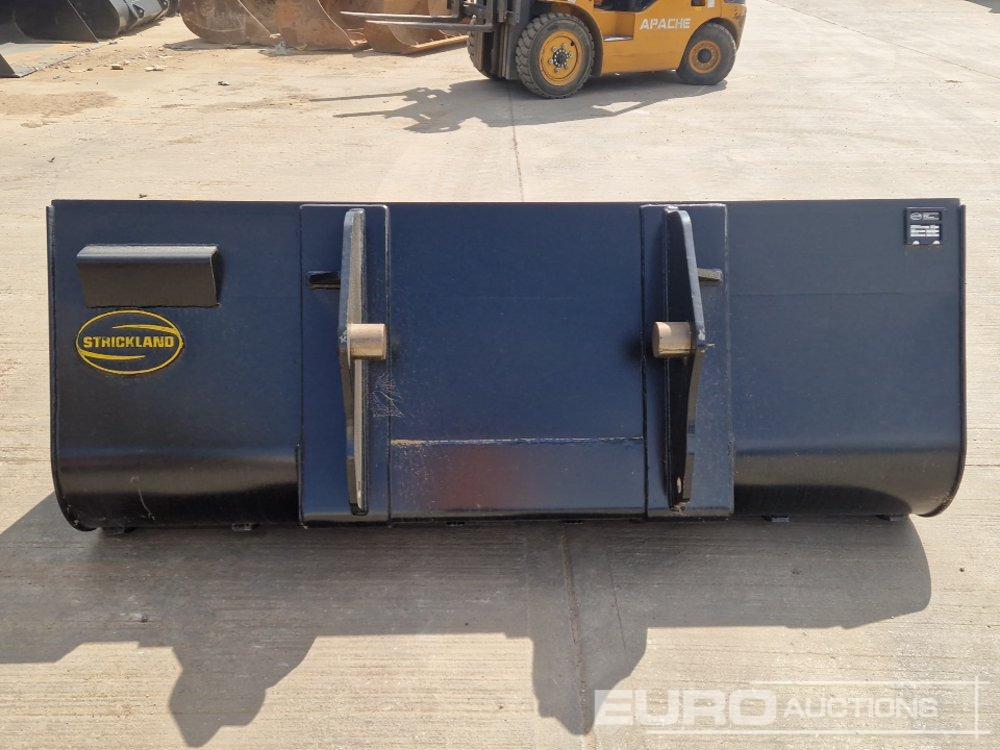 Unused Strickland 90" Loading Bucket to suit Manitou Telehandler - Stivuitor: Foto 4 Unused Strickland 90" Loading Bucket to suit Manitou Telehandler - Stivuitor: Foto 4