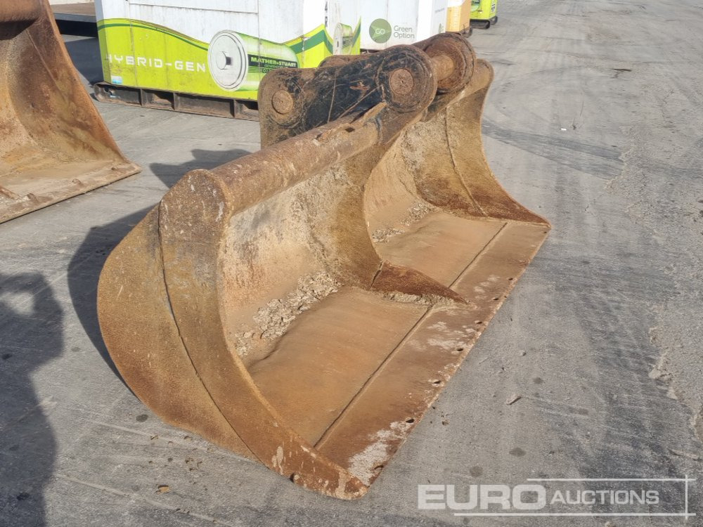 Strickland 84" Ditching Bucket 80mm Pin to suit 20 Ton Excavator - Cupă: Foto 1 Strickland 84" Ditching Bucket 80mm Pin to suit 20 Ton Excavator - Cupă: Foto 1