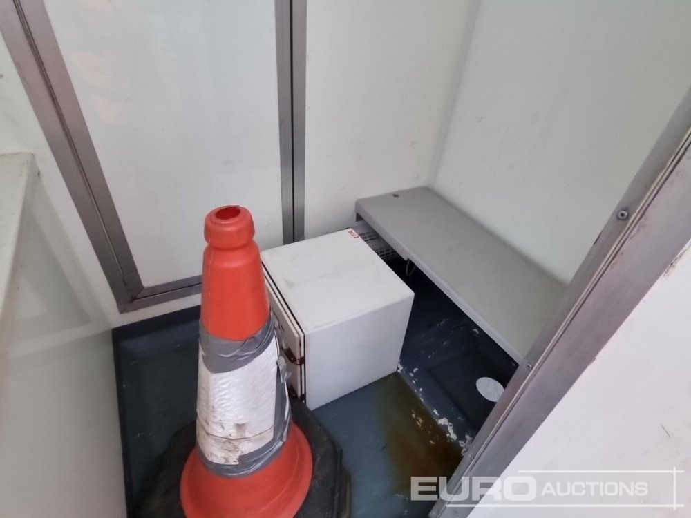 Remorcă transport utilaje Thermac Single Axle Decontamination Unit, Self Contained, Gas Honda Generator Working Boiler: Foto 37 Remorcă transport utilaje Thermac Single Axle Decontamination Unit, Self Contained, Gas Honda Generator Working Boiler: Foto 37