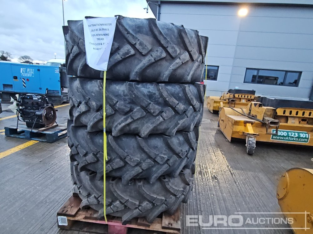 Traction Master 16.5/85-24 Tyre (4 of) - Anvelopă: Foto 4 Traction Master 16.5/85-24 Tyre (4 of) - Anvelopă: Foto 4