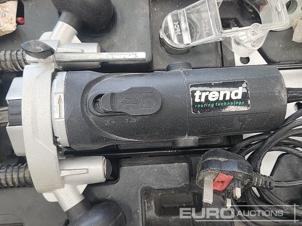Echipamente de constructii Trend 240 Volt Router: Foto 7 Echipamente de constructii Trend 240 Volt Router: Foto 7