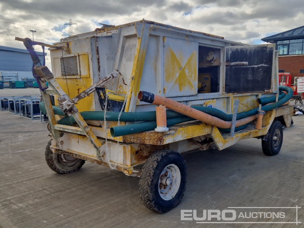 Twin Axle Draw Bar Vacuum, CAT Engine - Remorcă cisternă: Foto 5 Twin Axle Draw Bar Vacuum, CAT Engine - Remorcă cisternă: Foto 5