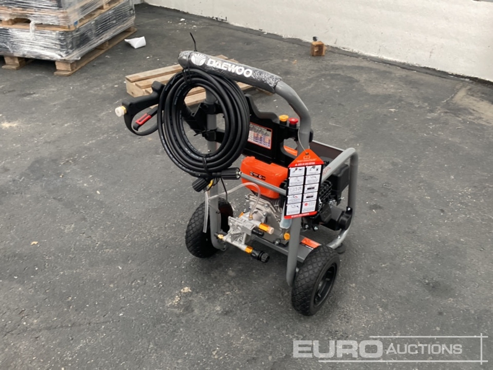 Unused Daewoo DGPW3100H-K 5.8Hp Petrol Pressure Washer - Aparat de spălat cu presiune: Foto 3 Unused Daewoo DGPW3100H-K 5.8Hp Petrol Pressure Washer - Aparat de spălat cu presiune: Foto 3