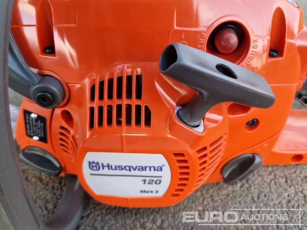 Echipament de atelier Unused Husqvarna 120 Mark II 14" Petrol Chain Saw: Foto 16