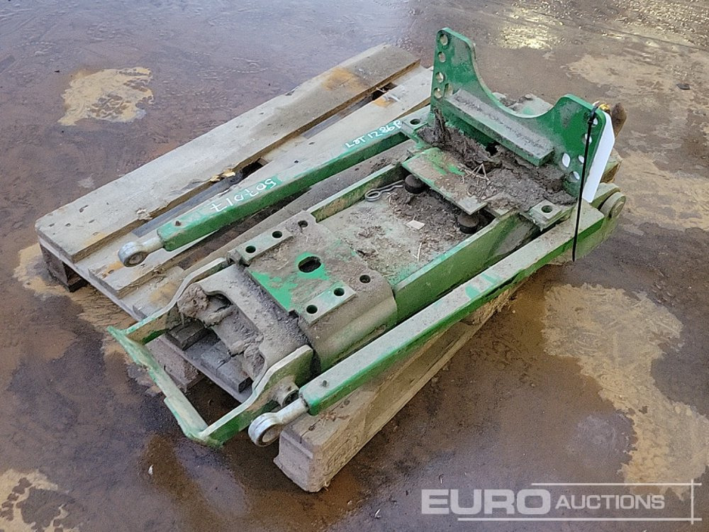 John Deere Pick Up Hitch to suit Tractor - Utilaje agricole: Foto 5 John Deere Pick Up Hitch to suit Tractor - Utilaje agricole: Foto 5