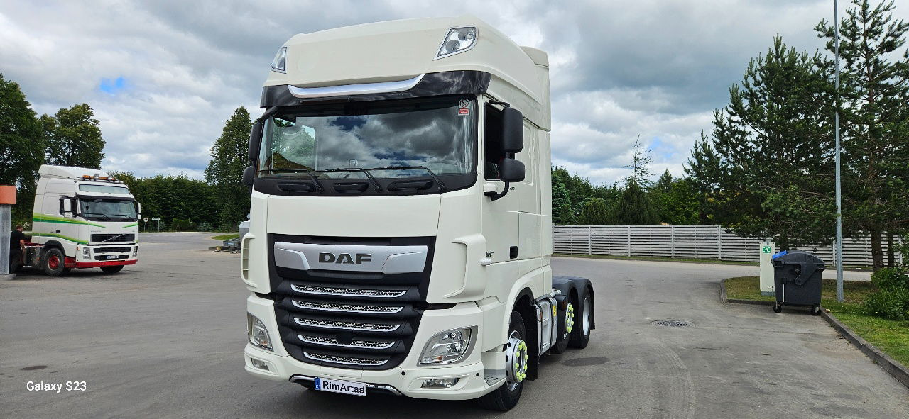 DAF XF 106.480 Superspace - Cap tractor: Foto 4 DAF XF 106.480 Superspace - Cap tractor: Foto 4