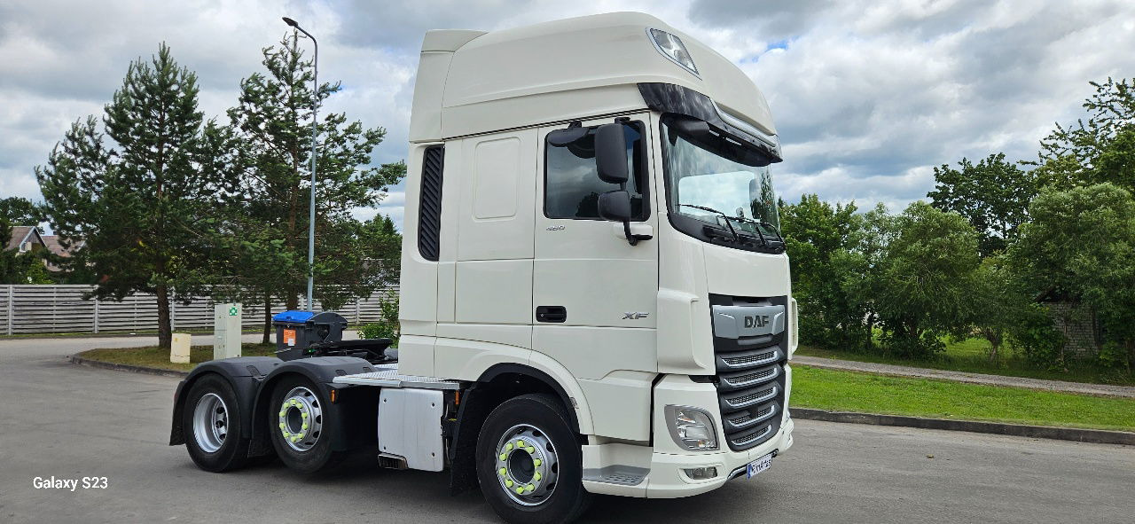 Cap tractor DAF XF 106.480 Superspace: Foto 7