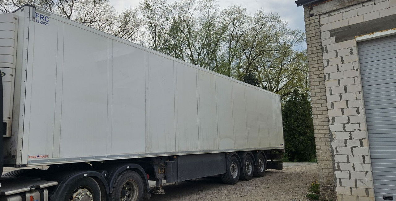 Schmitz Cargobull - Semiremorcă frigider: Foto 4 Schmitz Cargobull - Semiremorcă frigider: Foto 4