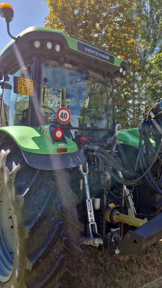 Trattore usato Deutz-Fahr 6125 C TTV - Tractor agricol: Foto 4 Trattore usato Deutz-Fahr 6125 C TTV - Tractor agricol: Foto 4