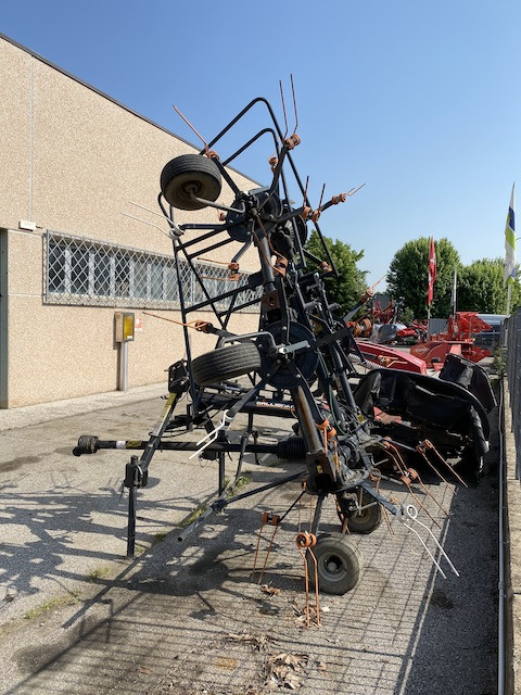 Voltafieno usato Gallignani - Maşină de întors fânul: Foto 4 Voltafieno usato Gallignani - Maşină de întors fânul: Foto 4