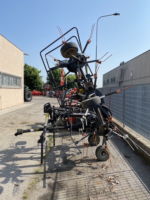 Voltafieno usato Gallignani - Maşină de întors fânul: Foto 3 Voltafieno usato Gallignani - Maşină de întors fânul: Foto 3