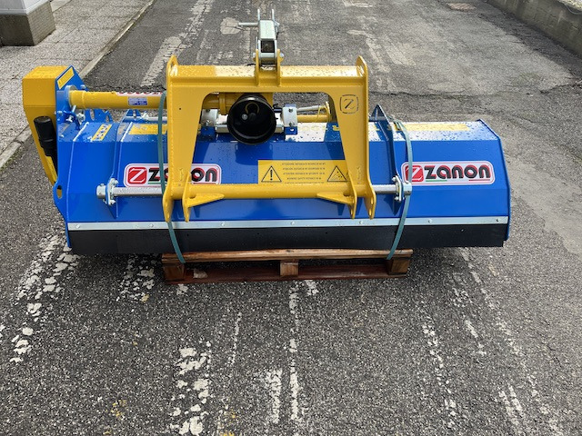Zanon TFM2R 1900 - Tocător resturi vegetale: Foto 2 Zanon TFM2R 1900 - Tocător resturi vegetale: Foto 2