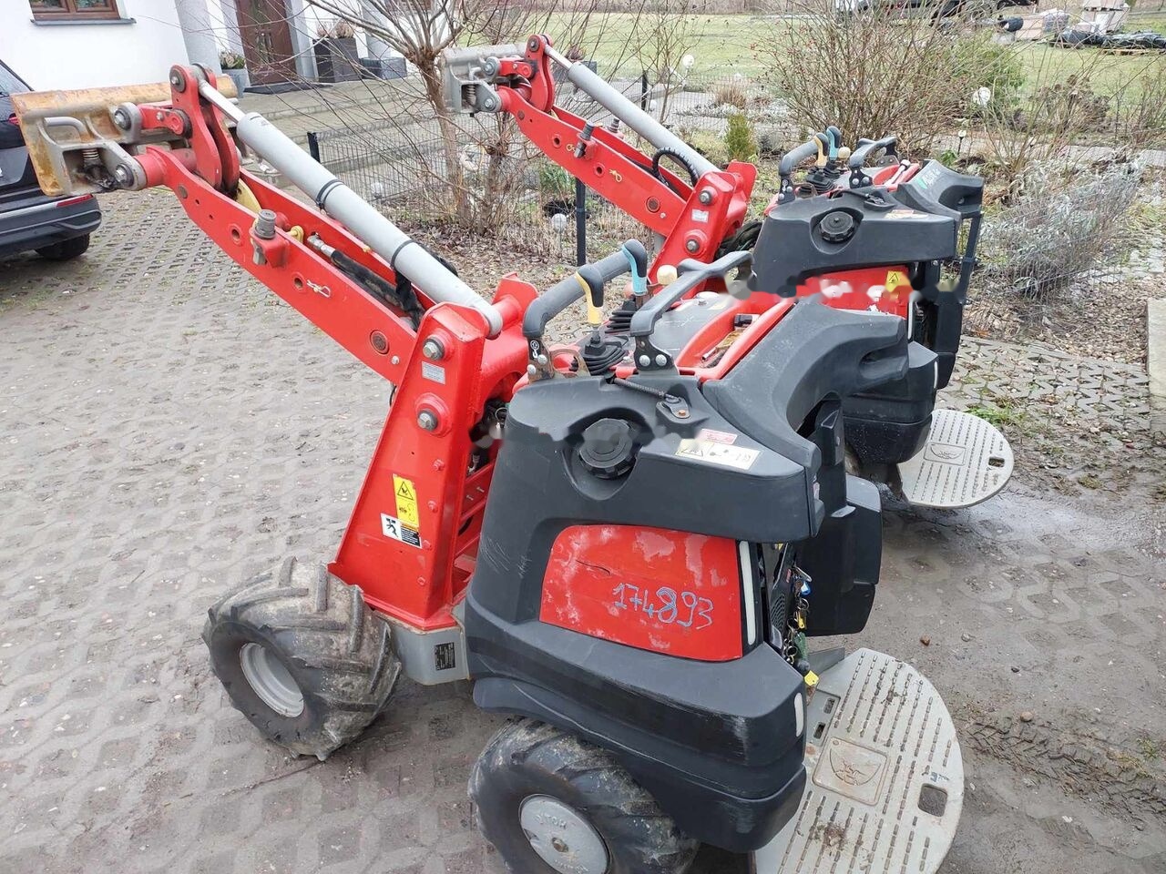 Ditch-Witch Zahn R300 - Săpător de şanţuri: Foto 3 Ditch-Witch Zahn R300 - Săpător de şanţuri: Foto 3