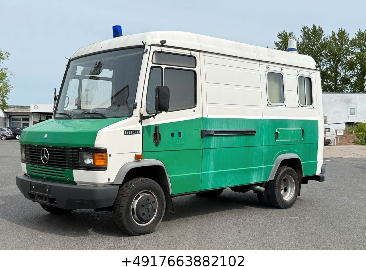 Mercedes-Benz Vario 609D/Manschaftswagen - Dubă: Foto 1 Mercedes-Benz Vario 609D/Manschaftswagen - Dubă: Foto 1